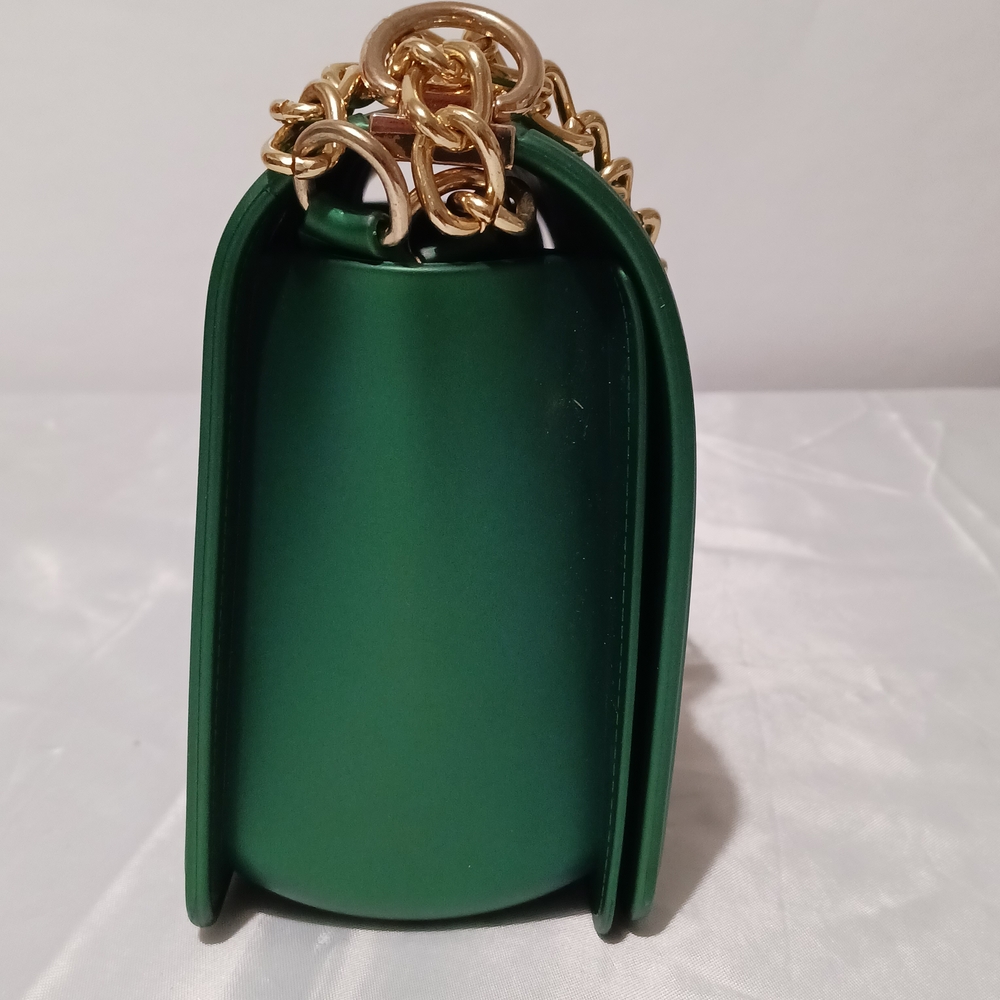 Elegant Emerald Green Quilted Embossed Jelly Shoulder Bag - Picture 5 of 12